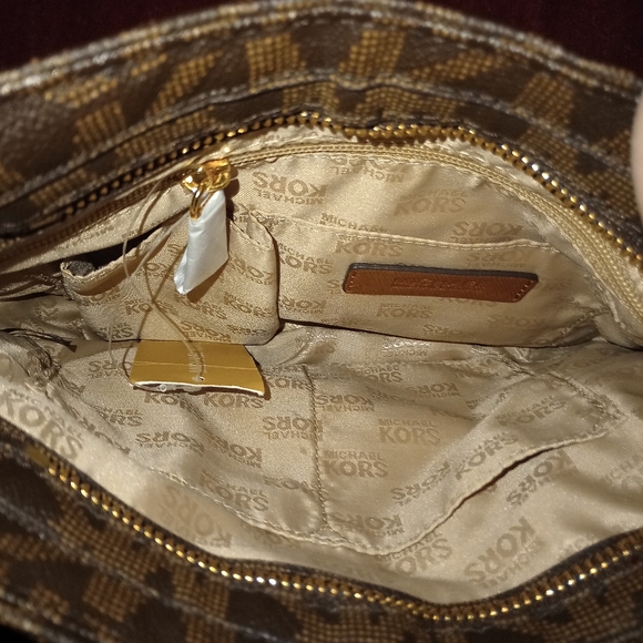 NWT Michael Kors Hamilton brown signature Traveler Messenger Bag - Picture 9 of 12